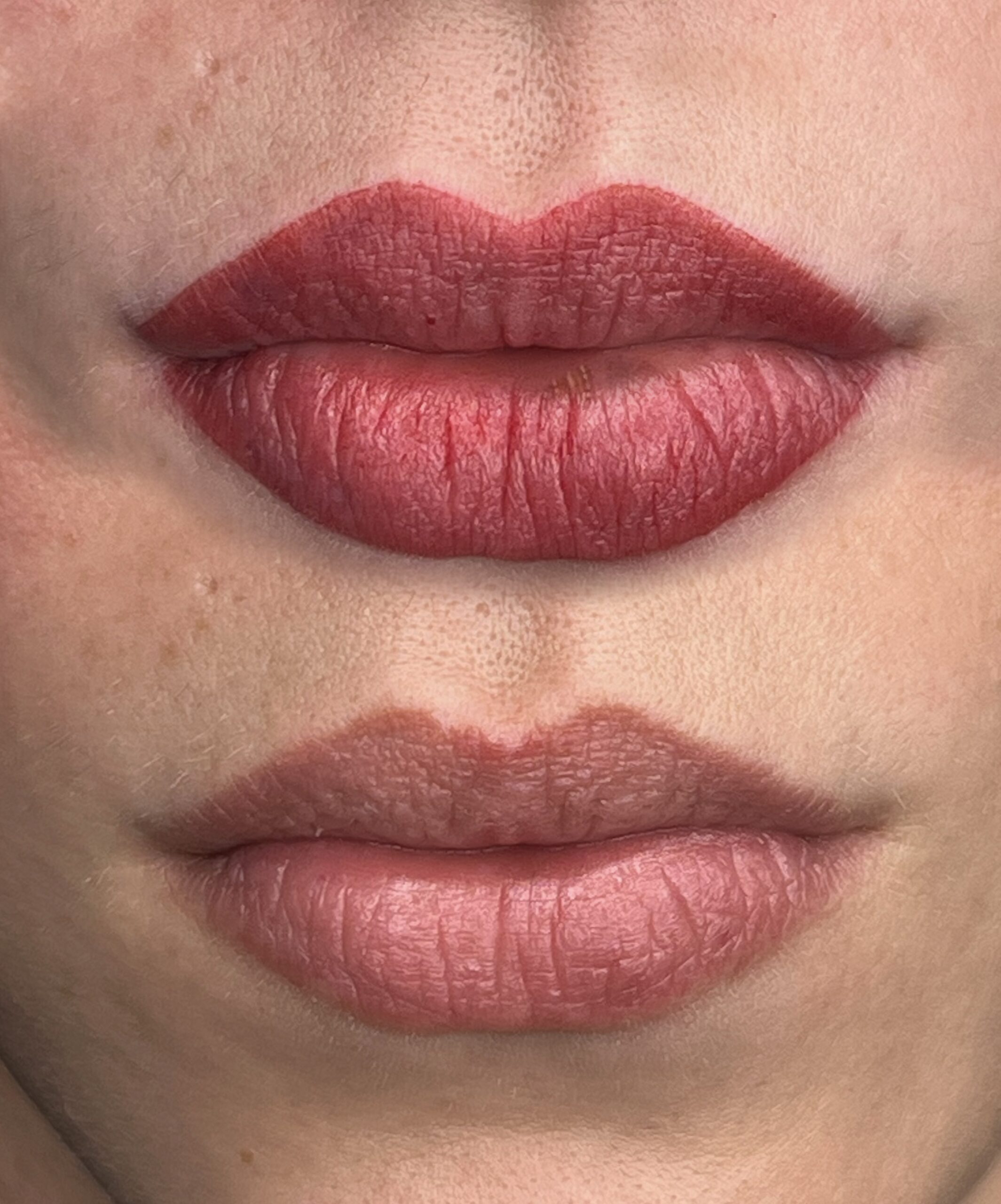 Permanent Makeup Lips Color, Liner - Cupids Bow Tattooed Fuller Lips